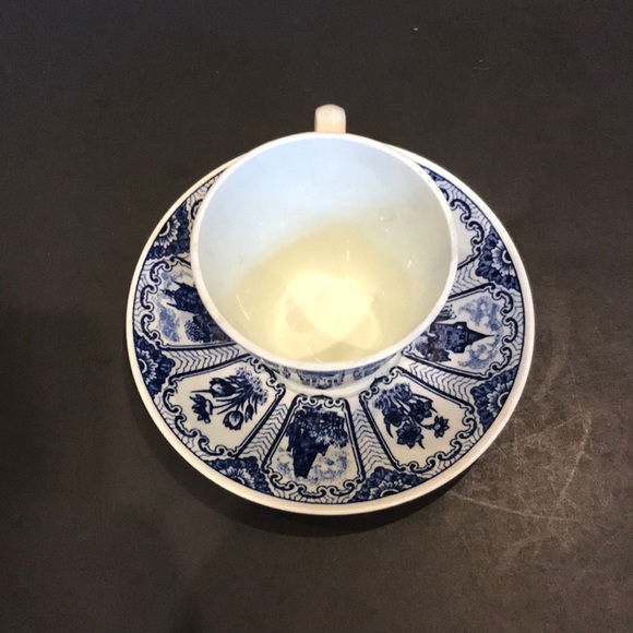 Royal Sphinx Maastricht fine China cup and plate - Picture 4 of 8